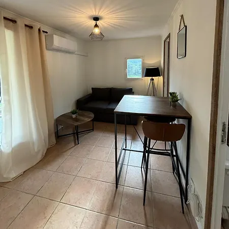 Charmante Maisonnette Situe Au Calme Proche D'ajaccio. Prázdninový dům *